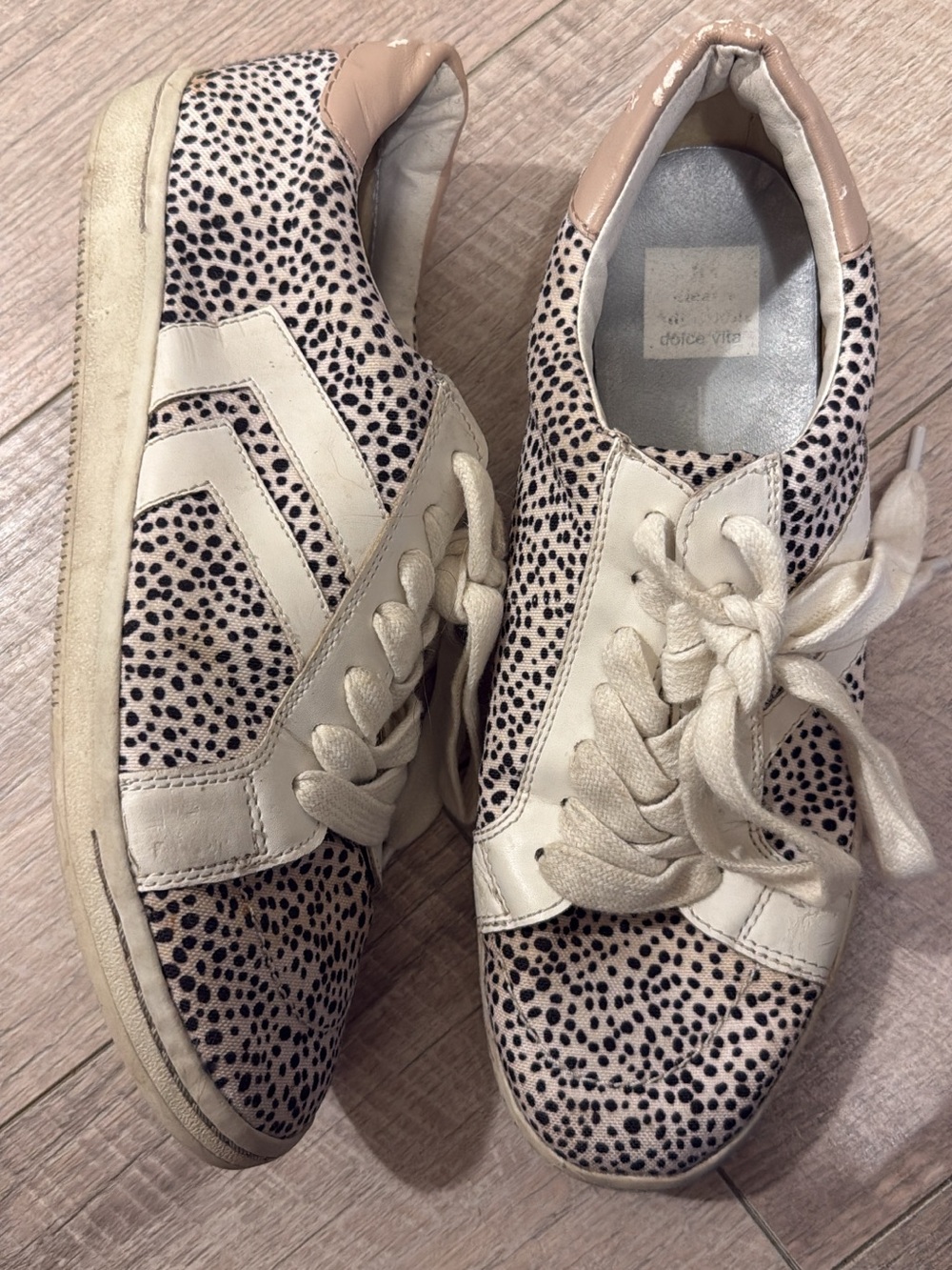 Dolce Vita Cream & Black Spotted Low-Top Sneakers